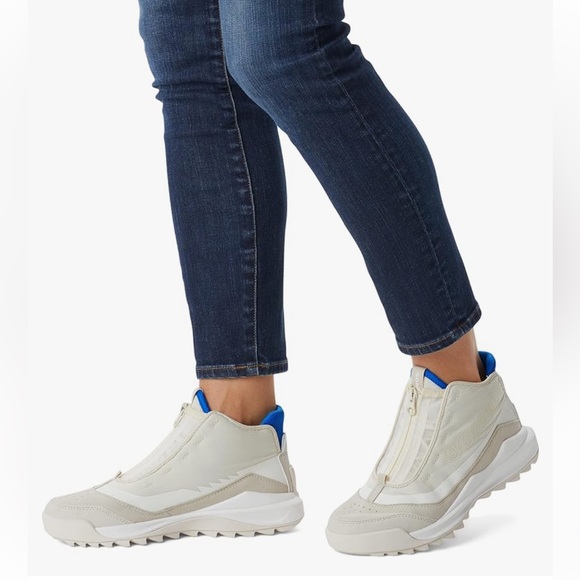 Sorel Women's ONA 718 Mid Shoe Chalk White Hyper Blue - Picture 2 of 9